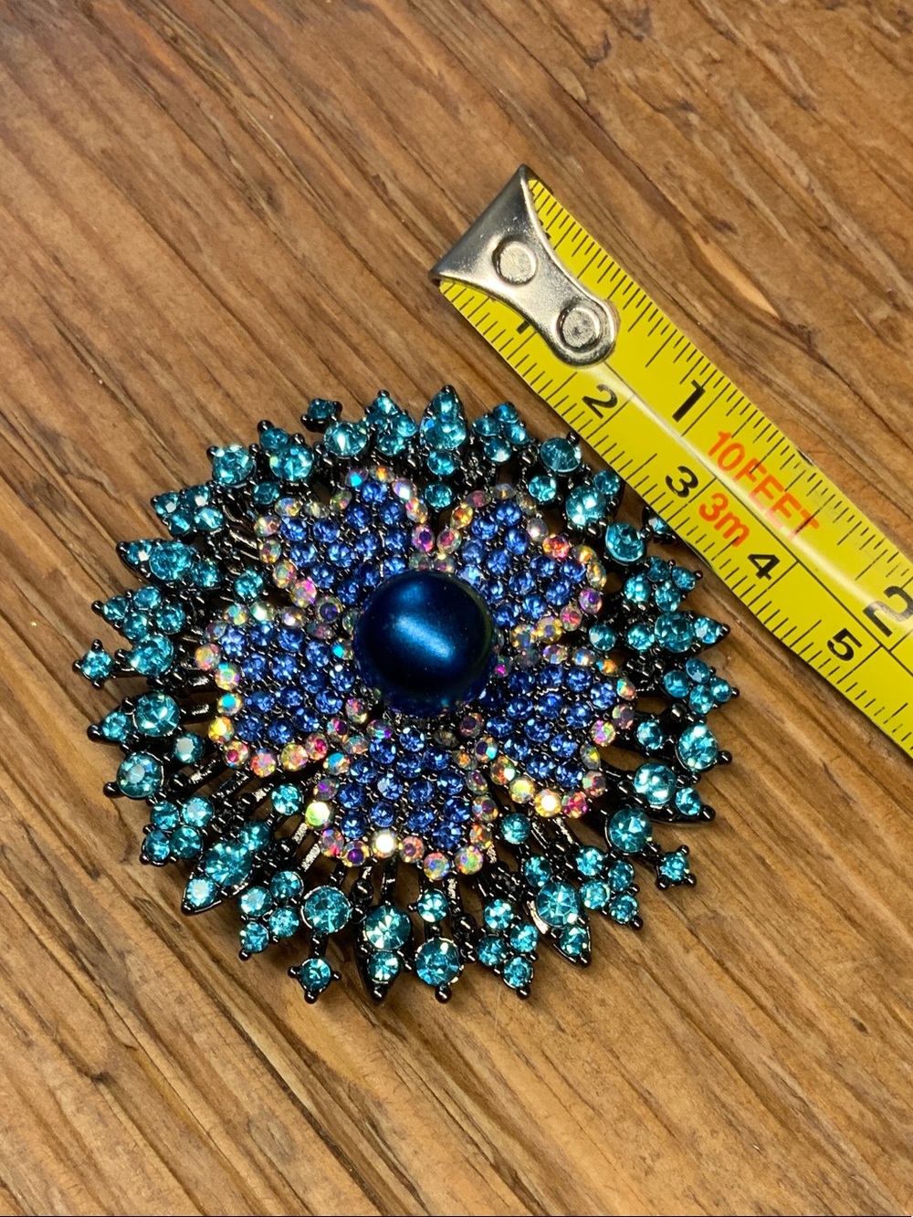 Flower Floral Blue and Teal Radiant Crystal Faux Pearl Brooch - Picture 6 of 6